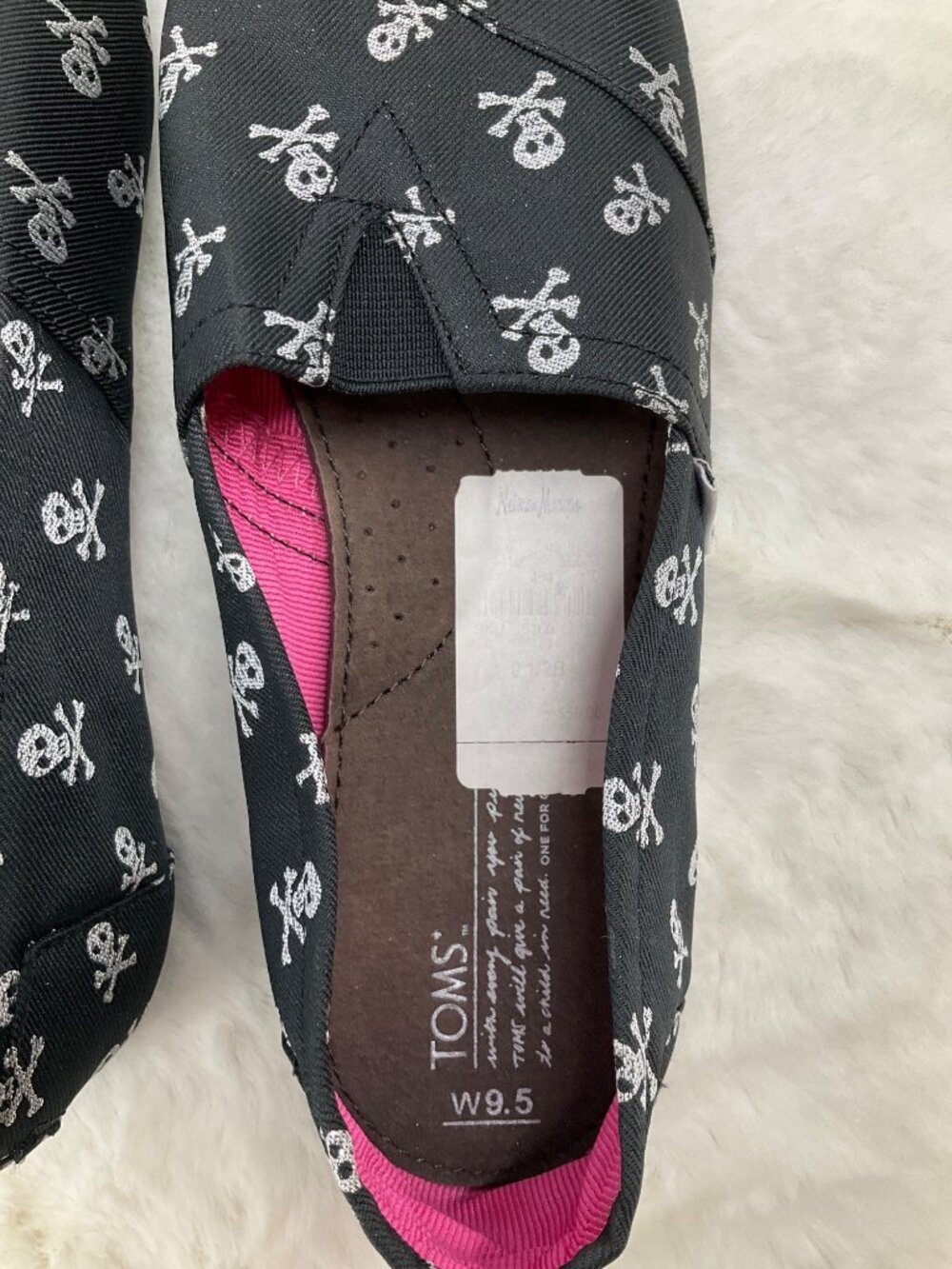 Tom’s classic size W 9.5 Black Silver Sarkle Skulls slip-on NEW - Picture 6 of 8